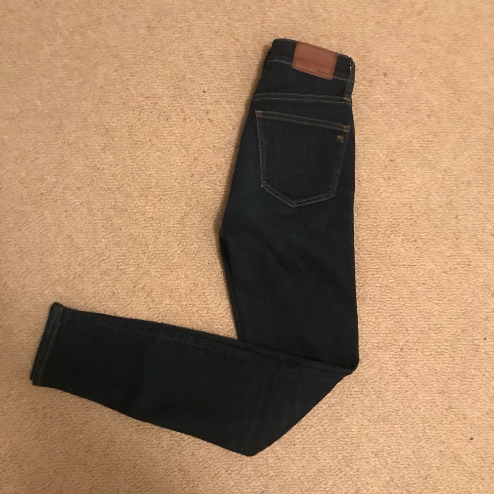 9” high rise skinny jean